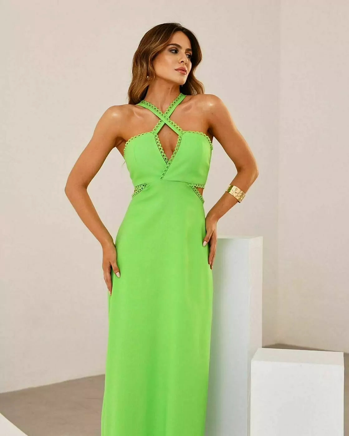 Vestido Midi Linho Transpasse Busto